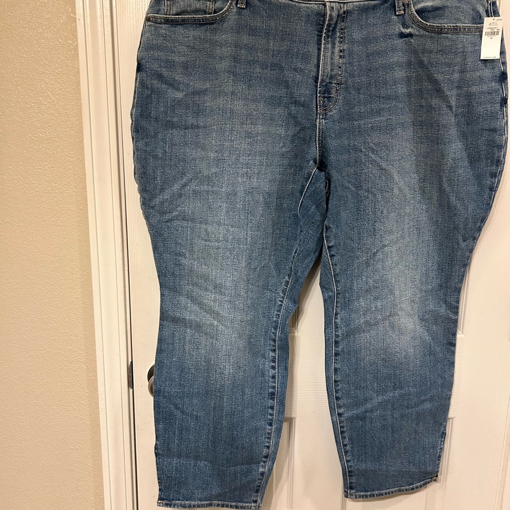 Old Navy Women's Cropped Blue Jeans